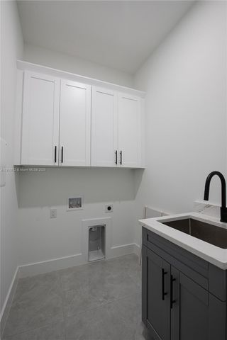 3115 2nd St SW, Lehigh Acres, FL 33976