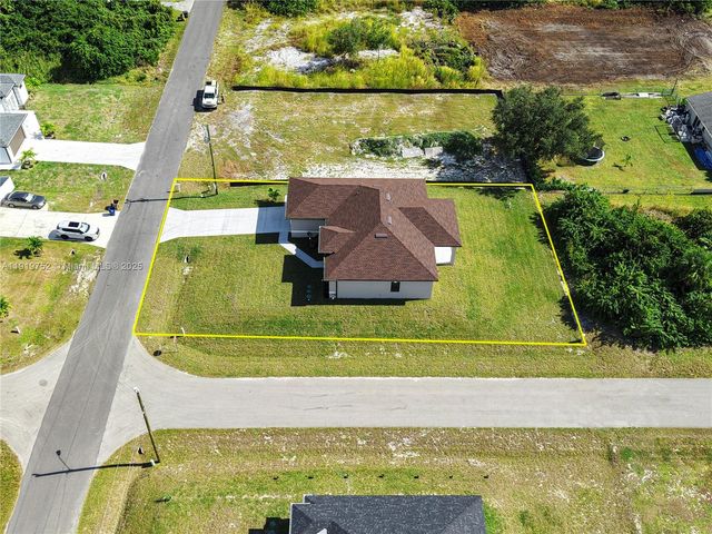 3115 2nd St SW, Lehigh Acres, FL 33976