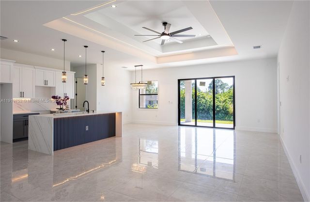 3115 2nd St SW, Lehigh Acres, FL 33976