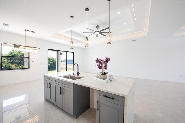 3115 2nd St SW, Lehigh Acres, FL 33976