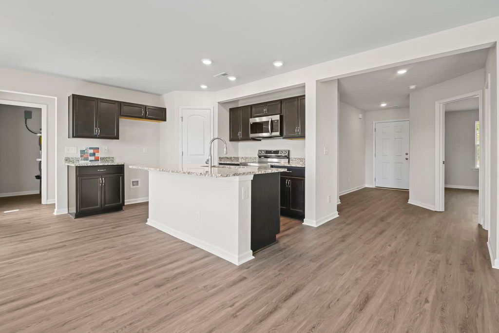 233 KC Ln, Aynor, SC 29511 — photo 4