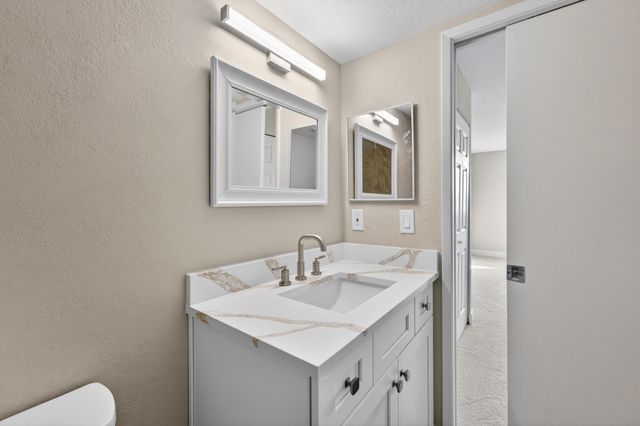 167 Yacht Club 104, Hypoluxo, FL 33462