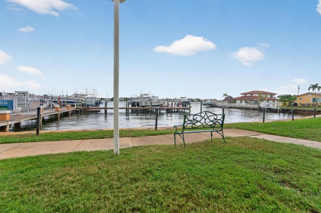 167 Yacht Club 104, Hypoluxo, FL 33462