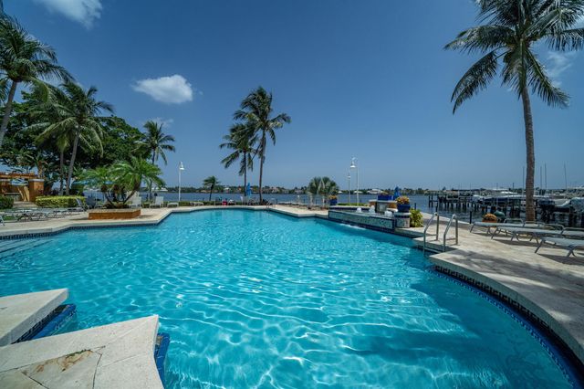 167 Yacht Club 104, Hypoluxo, FL 33462