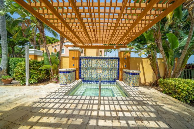 167 Yacht Club 104, Hypoluxo, FL 33462