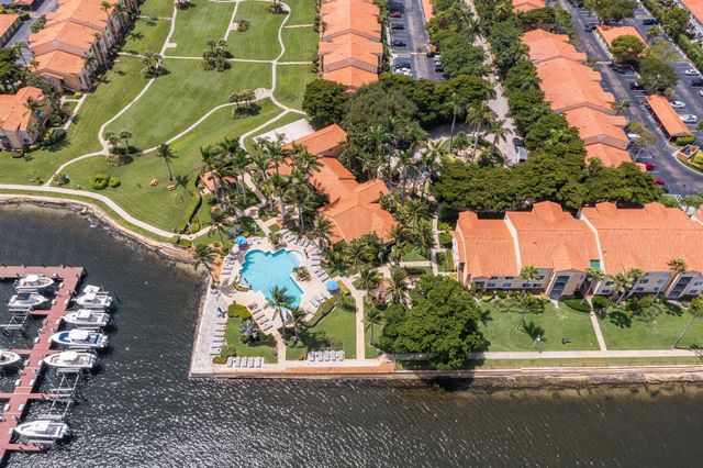 167 Yacht Club 104, Hypoluxo, FL 33462