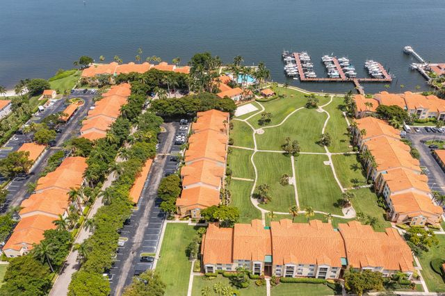 167 Yacht Club 104, Hypoluxo, FL 33462