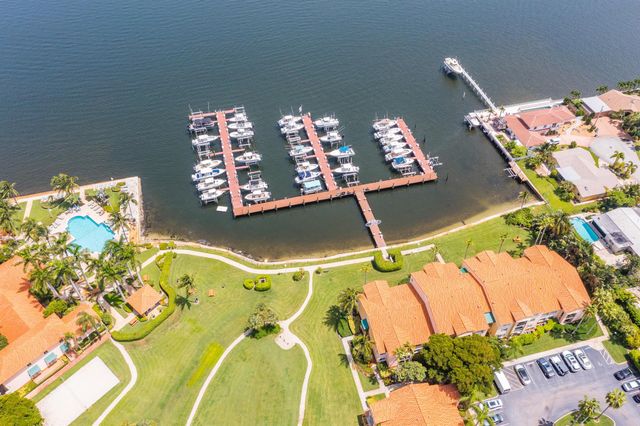 167 Yacht Club 104, Hypoluxo, FL 33462