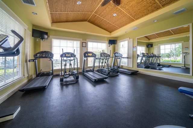 167 Yacht Club 104, Hypoluxo, FL 33462