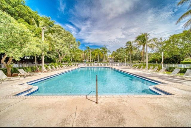 7844 Dixie Beach Circle, Tamarac, FL 33321