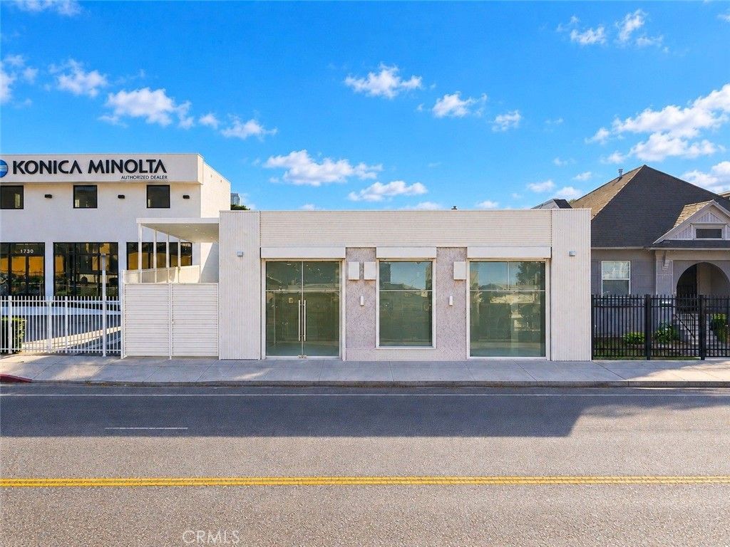 1724 S Vermont, Los Angeles, CA 90006 — photo 3