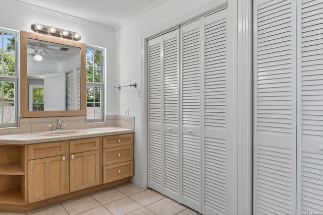 219 Brees, San Antonio, TX 78209