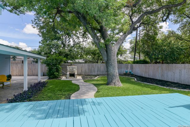 219 Brees, San Antonio, TX 78209