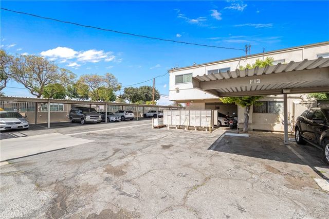 3245 Santa Fe 149, Long Beach, CA 90810