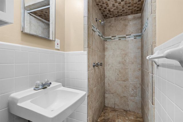 1108 Paula Drive, Arlington, TX 76012