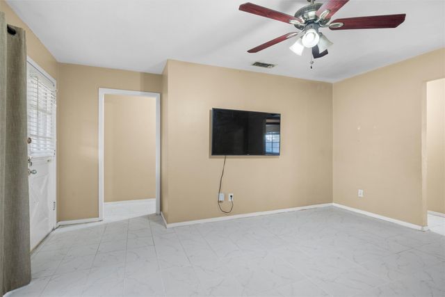 1108 Paula Drive, Arlington, TX 76012