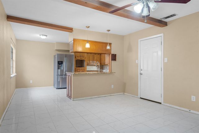 1108 Paula Drive, Arlington, TX 76012