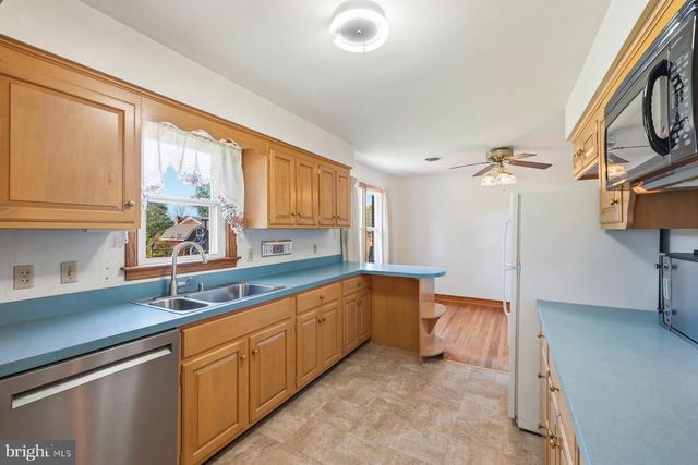 16 LINDEN BLVD, Middletown, MD 21769