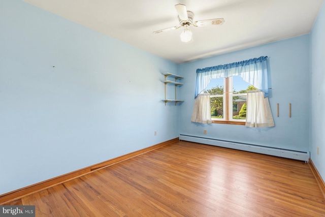 16 LINDEN BLVD, Middletown, MD 21769
