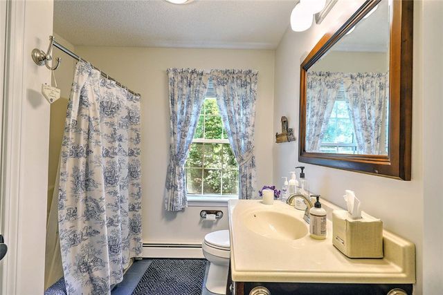 479 Gravelly Hill Road, South Kingstown, RI 02879