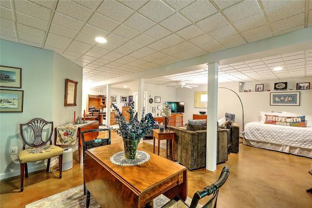 479 Gravelly Hill Road, South Kingstown, RI 02879