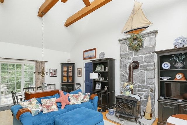 479 Gravelly Hill Road, South Kingstown, RI 02879