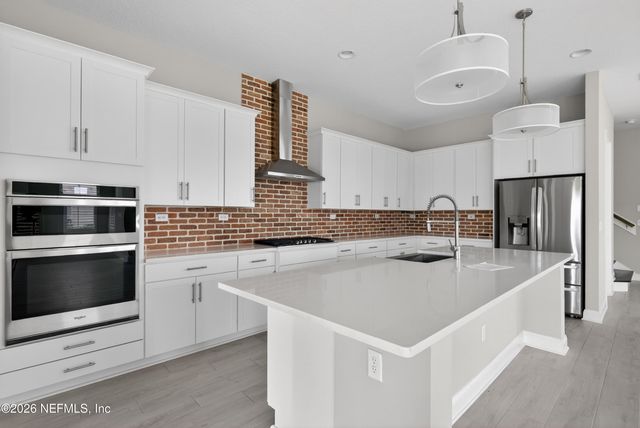 527 MARQUESA Circle, St. Johns, FL 32259