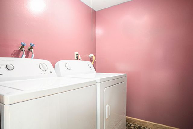 1911 Burgundy Street, Schererville, IN 46375
