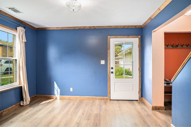 1911 Burgundy Street, Schererville, IN 46375