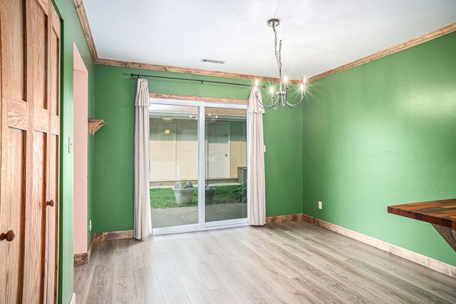 1911 Burgundy Street, Schererville, IN 46375