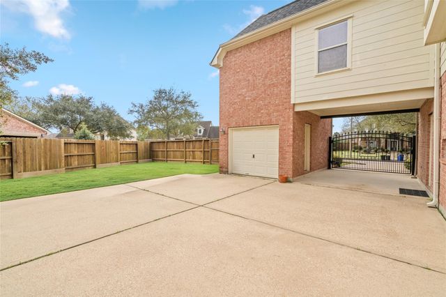2579 Costa Mesa Circle, League City, TX 77573
