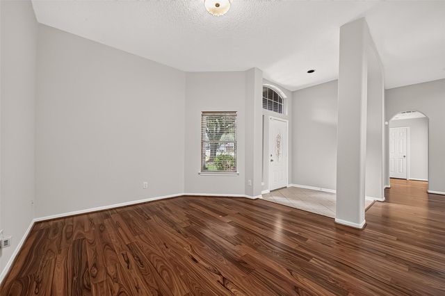 3803 Doveswood Circle, Needville, TX 77461