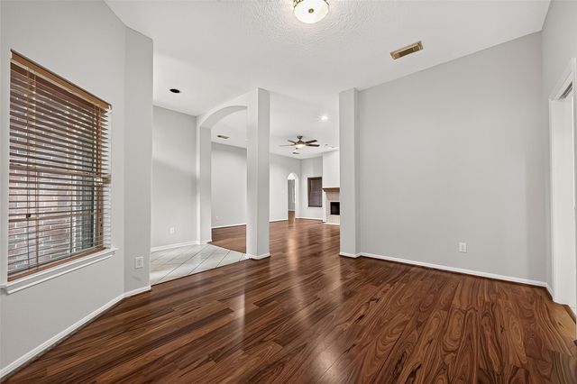 3803 Doveswood Circle, Needville, TX 77461