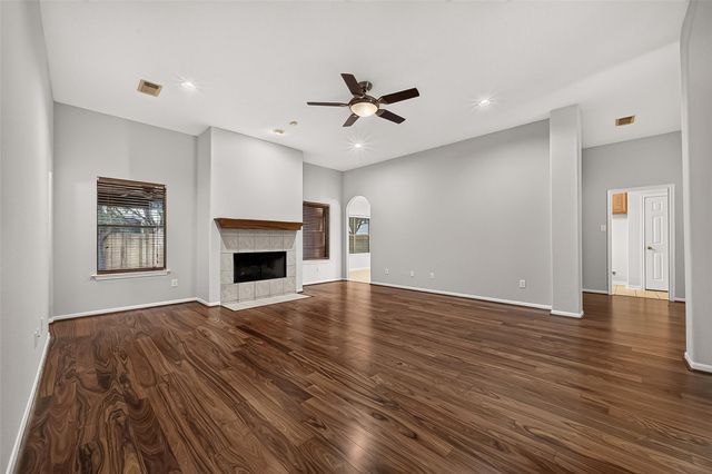 3803 Doveswood Circle, Needville, TX 77461