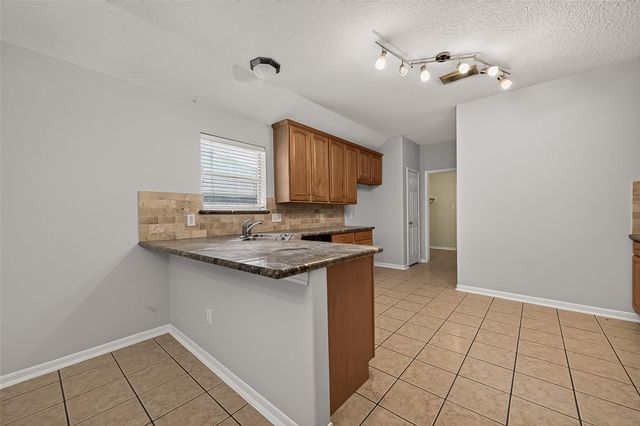 3803 Doveswood Circle, Needville, TX 77461