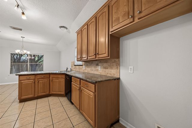 3803 Doveswood Circle, Needville, TX 77461