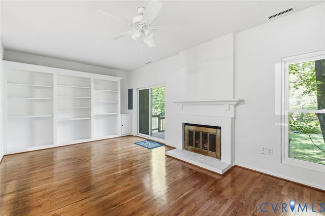 11949 W Briar Patch Dr, Midlothian, VA 23113