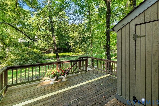 11949 W Briar Patch Dr, Midlothian, VA 23113