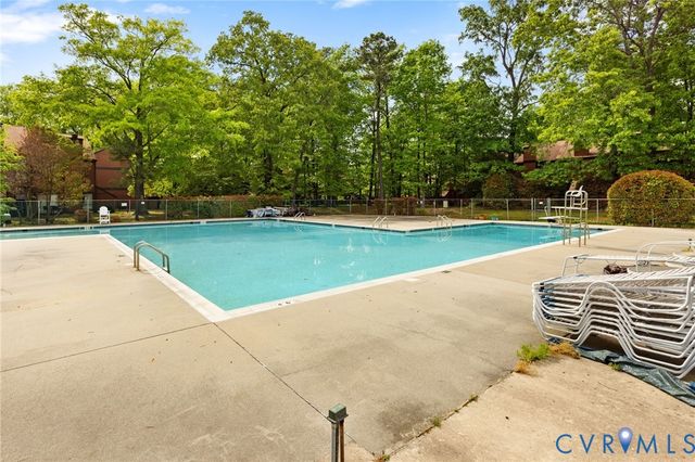 11949 W Briar Patch Dr, Midlothian, VA 23113