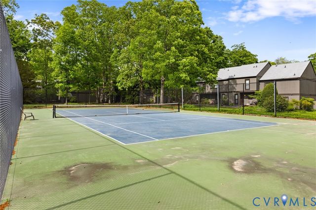 11949 W Briar Patch Dr, Midlothian, VA 23113