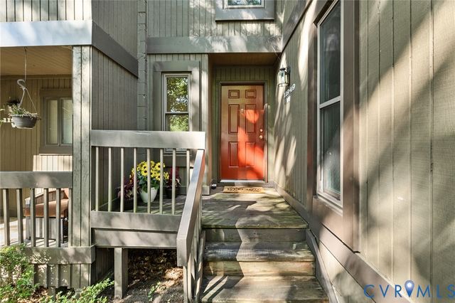 11949 W Briar Patch Dr, Midlothian, VA 23113