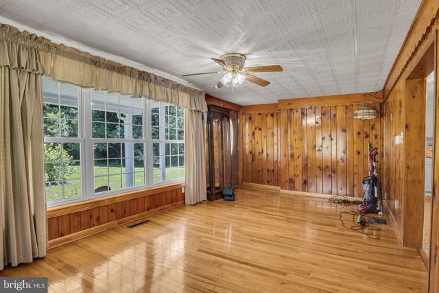 223 PEACH GLEN RD, Gardners, PA 17324