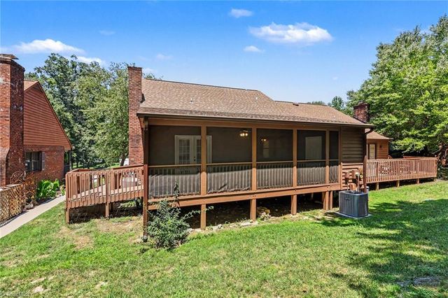 5214 Creekwood Drive, Archdale, NC 27263