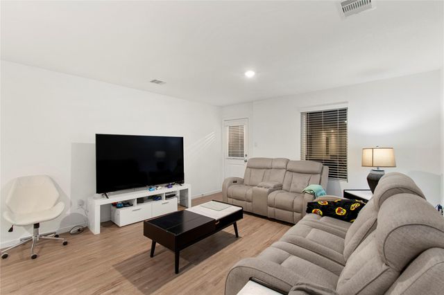 18627 San Salvo Drive Drive, New Caney, TX 77357