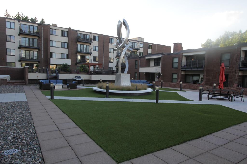 52 Groveland Terrace A107, Minneapolis, MN 55403 — exterior