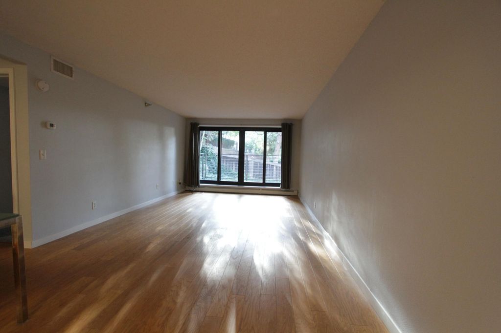 52 Groveland Terrace A107, Minneapolis, MN 55403 — photo 4