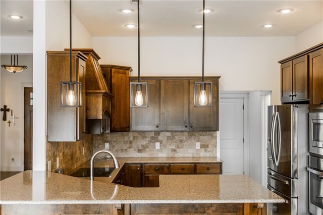 405 Buffalo Gap Drive, Siloam Springs, AR 72761