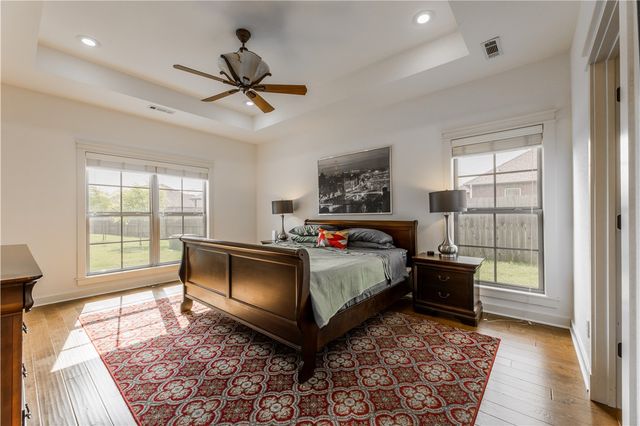 405 Buffalo Gap Drive, Siloam Springs, AR 72761