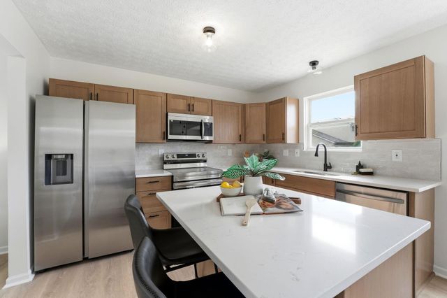 3363 Andover Strait, Grove City, OH 43123