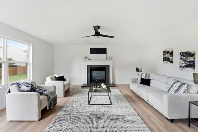 3363 Andover Strait, Grove City, OH 43123